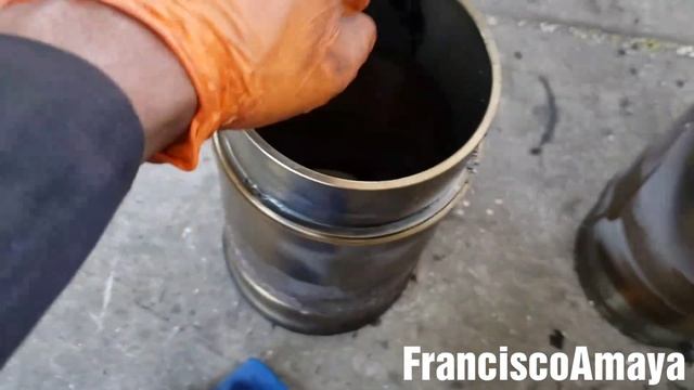 Cracked cylinder liner coolant water in oil DD13 DD15 DD16 engine overhaul needed смотреть онлайн