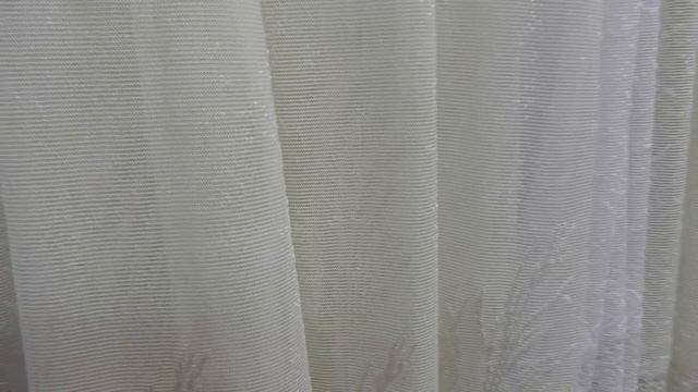 НЕЖНЫЙ , БЕЛОСНЕЖНЫЙ ТЮЛЬ СНЕЖОК С ВЫСОКИМ КРУЖЕВОМ ВНИЗУ ,МОЖНО ВЕШАТЬ БЕЗ ПОРТЬЕР ШТОРЫ НА ЗАКАЗ смотреть онлайн