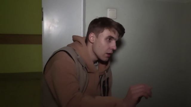 Психушка-РАЗГОВОР с БУЙНЫМ ПАЦИЕНТОМ в КАРЦЕРЕ.Андрея ПОЙМАЛИ. ДУРКА для СТРАШНЫХ ПСИХОВ. смотреть онлайн