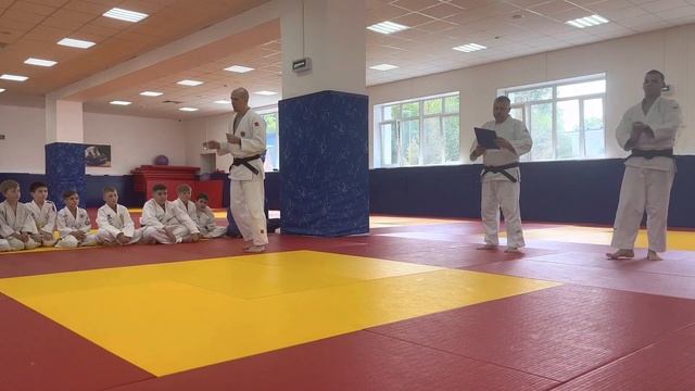 Аттестация на желтый пояс смотреть онлайн