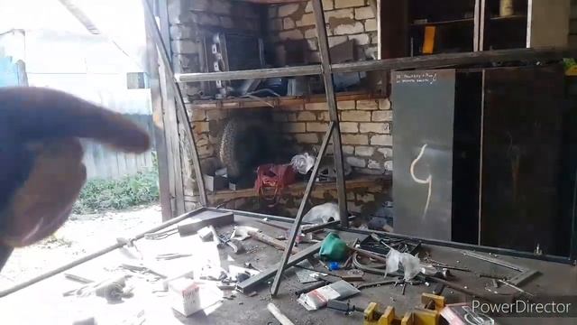 отличный результат из остатков проф трубы. козырёк из поликарбоната .своими руками смотреть онлайн