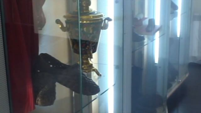 Зачем в Китае в 19 веке женщинам ломали пальцы на ногах. смотреть онлайн