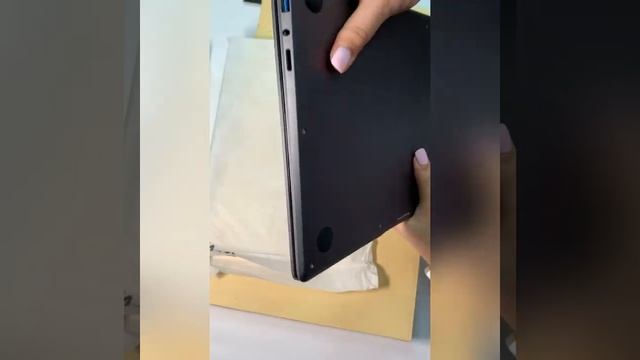 Распаковка ноутбука Chuwi Aerobook смотреть онлайн