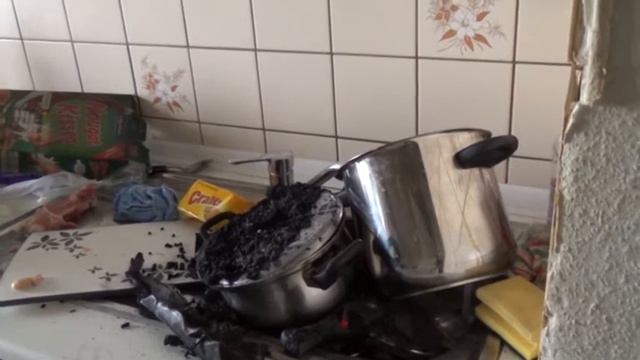 Küchenbrand 23 8 14 in Sindelfingen Ernst Barlach Straße смотреть онлайн
