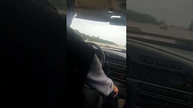 1.6 , нфр рес , уса 8.6 272, 4.1 блок ,15е колёса, выхлоп лада спорт, отсечка 7200 об. вес~ 1320кг. смотреть онлайн