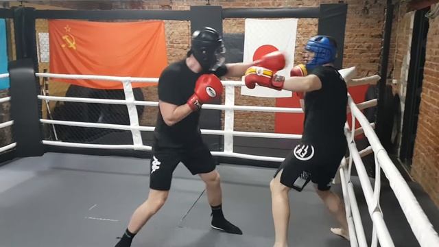 Тренировочный спарринг лички Сигма-Профи в Mad Max Dojo смотреть онлайн