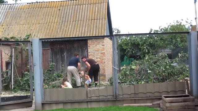 Семья Бровченко. Дети познают цену деньгам. смотреть онлайн