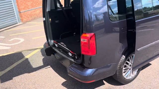 Volkswagen Caddy Maxi 2.0 TDI C20 Life Wheelchair Accessible Vehicle For Sale Gravesend Kent смотреть онлайн