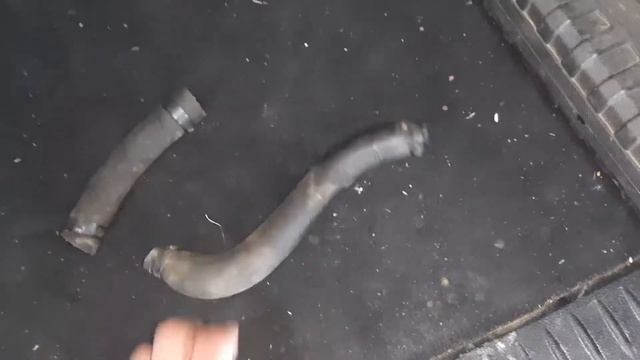 ЛАРГУС, ТЕЧЁТ АНТИФРИЗ, причины неисправности смотреть онлайн