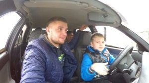 VLOG: УЧУ МЛАДШЕГО БРАТА ВОДИТЬ МАШИНУ ПРИОРУ !!!