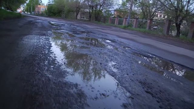 Ямы в цвет! Рейд автовладельцев Красноярска в ночь 1-2 июня 2013. смотреть онлайн