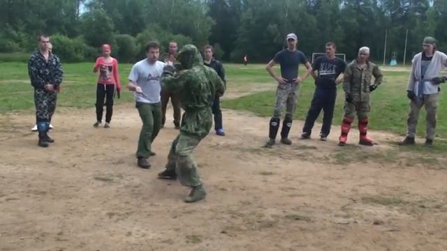 Ножевой бой "С.П.А.С." - летние сборы 2012 (knife fight). смотреть онлайн