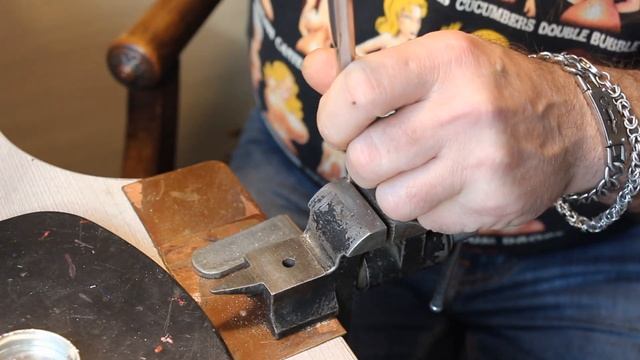 Обзор инструмента для изготовления зимних Приморских блесен на корюшку, зубаря и навагу смотреть онлайн