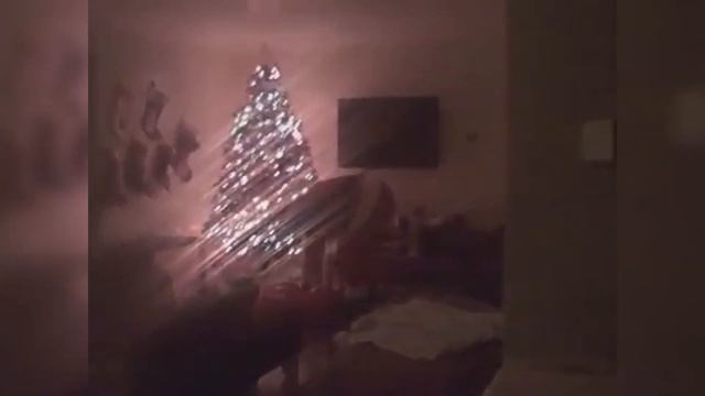 5 САНТА КЛАУСОВ СНЯТЫХ НА КАМЕРУ 11 смотреть онлайн