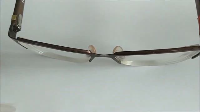Очкарикам на заметку. Ремонт очков термоусадочной трубкой смотреть онлайн
