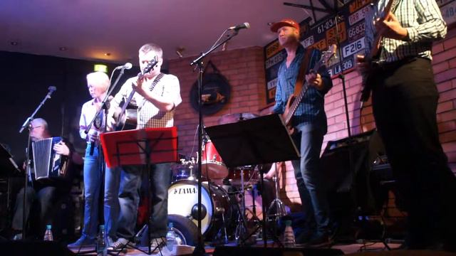 Черный рынок - Врач. Концерт группы Черный рынок в клубе Колесо 14 августа 2015 года. смотреть онлайн