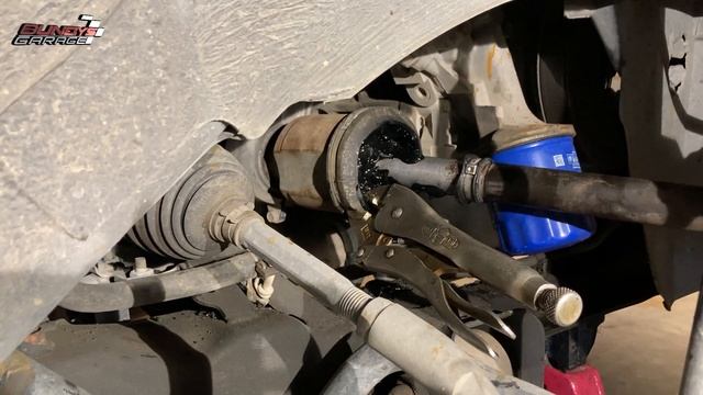 Removing Stuck CV Axle from HALF SHAFT - SIMPLE - Passenger Side CV Axle Stuck смотреть онлайн