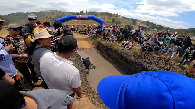 Vlog Gladiadores Bogota Mondoñedo Caídas Eduro, Barro 🔥 смотреть онлайн