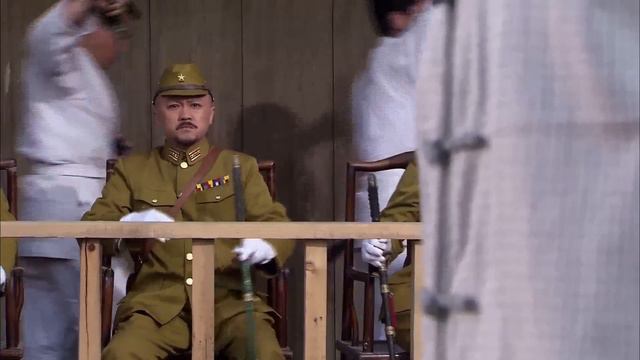 【Kung Fu Movie】A seemingly inconspicuous female beggar kills 50 enemies by herself!#movie смотреть онлайн