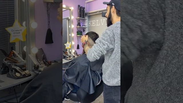 Комплекс для мужчин 2 в 1: стрижка волос на голове и бороде смотреть онлайн
