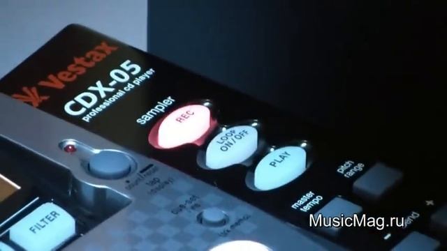 MusicMag.ru: Vestax CDX-05 DJ CD Player Video Review