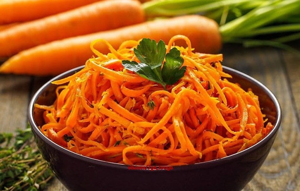 Морковь по-корейски - очень вкусное, простое в приготовлении закусочное блюдо. Непременно попробуйте смотреть онлайн