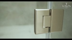 Душевая кабинка из стекла с маятниковой дверью