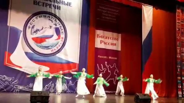 Детская образцовая хореографическая студия "Карусель", г. ГЛАЗОВ, "Горенка" смотреть онлайн