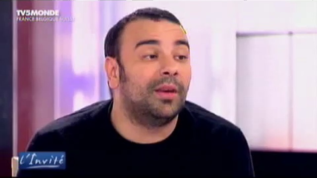 LES BARONS-Interview de Nabil BEN YADIR- L'invité de TV5-le 15/01/2010 смотреть онлайн