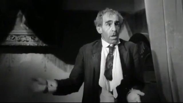 Он и на две не наработал!