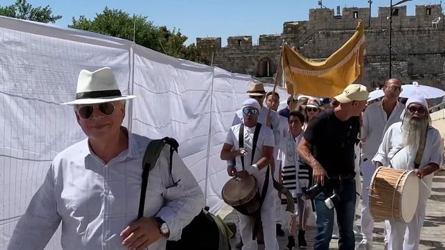 Иерусалим Израиль: Шабат, стена Плача, храм Вознесения Христова, мечеть Аль-Акса смотреть онлайн