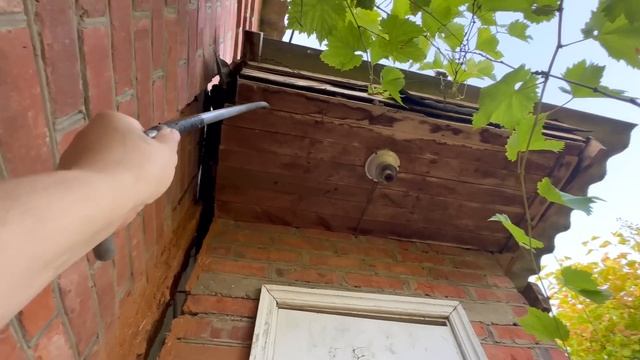 из пристройки в доме на Юге ТУАЛЕТ или ЧУЛАН