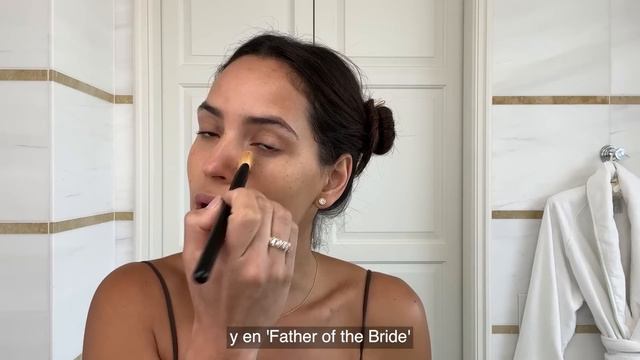 Adria Arjona Y Su Guía Para Un Makeup Look Bronceado | Vogue México Y Latinoamérica