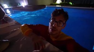 Кто последний уснёт получит  10, 000$ _ Челленж реакция на Влад А4