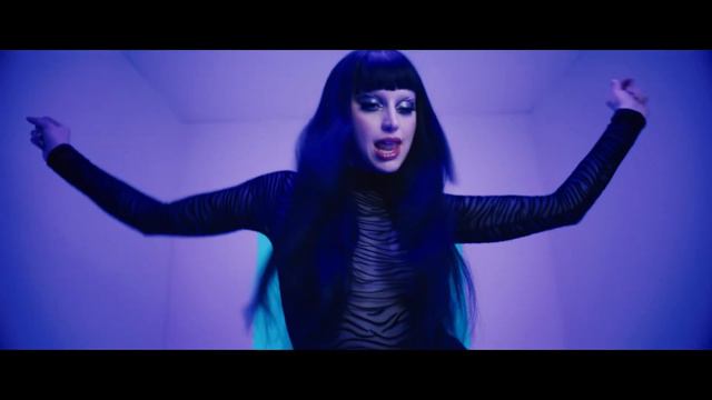 Betta Lemme - Play (UHD 4K 5.1 surround) смотреть онлайн