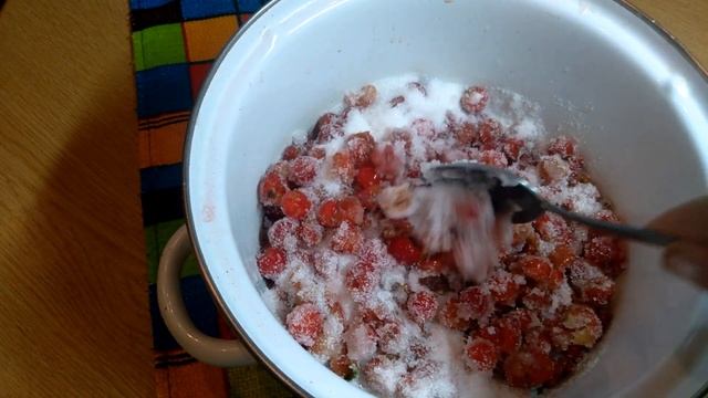 Как сохранить лето в баночке?! Варенье из шпанки! смотреть онлайн