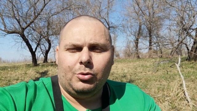 ВЕСЕННЯЯ РЫБАЛКА в АСТРАХАНИ на червя: Разведка что сейчас ловится на реке. смотреть онлайн