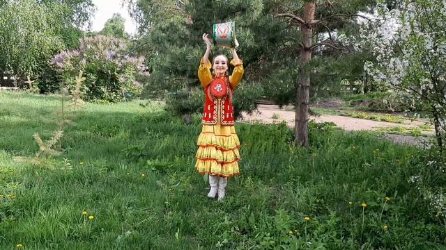 Шамсутдинова Айсылу - Башкирский танец "Юрматиночка" смотреть онлайн