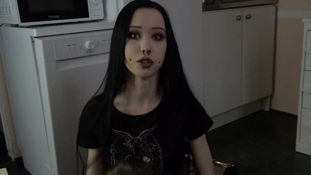 VLOGMAS | Снимаю пирсинг | Фотосессия смотреть онлайн