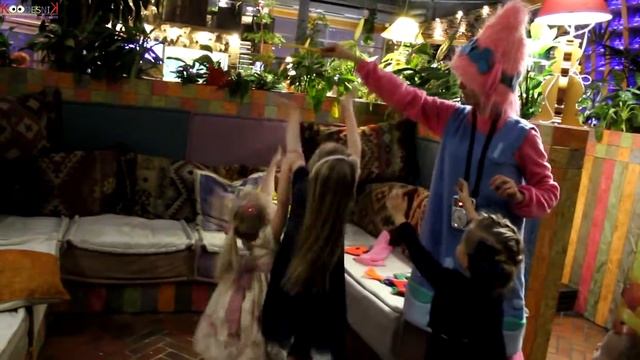 Троль Роза аниматор смотреть онлайн