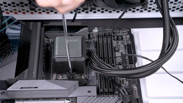 Installation: Silent Loop 2 (AMD AM5 / AM4, Intel LGA 1700) | be quiet! смотреть онлайн