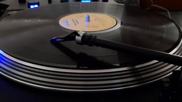 Manfred Mann's Earthband - For You / Vinyl смотреть онлайн