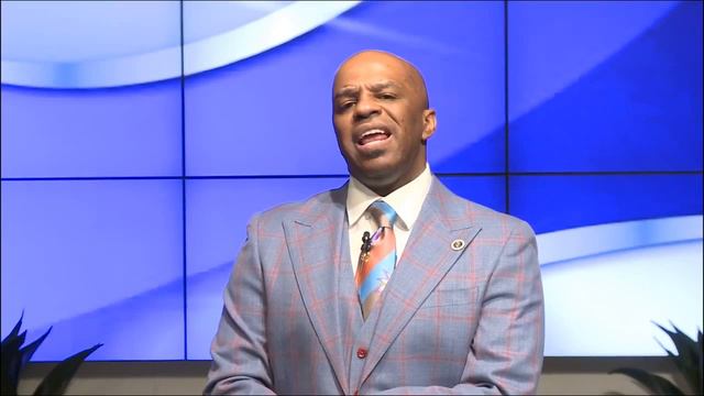 Bishop Eric K. Clark - "Knowing when to let go" смотреть онлайн