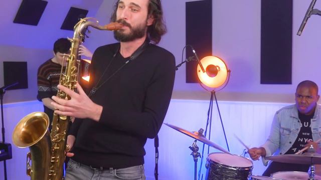 Chad LB - Donna Lee (Charlie Parker/Miles Davis) смотреть онлайн