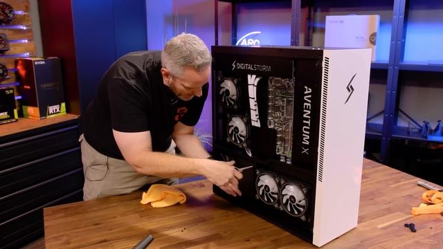 This PC is bigger than my ego! смотреть онлайн