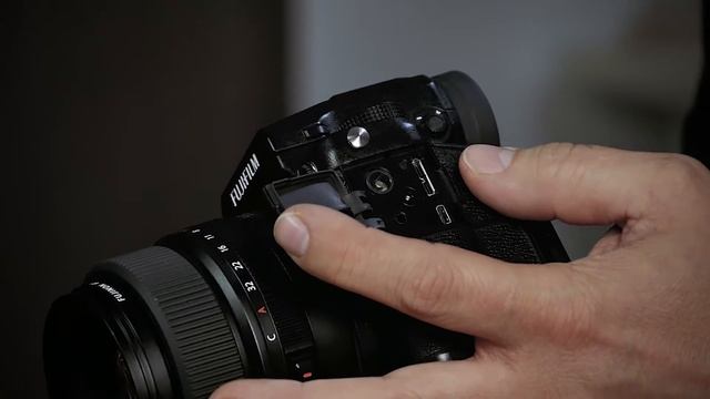 Découvrez le révolutionnaire moyen-format Fujifilm GFX 50S смотреть онлайн