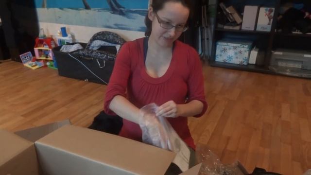 Unboxing Philips Easylife FC8130 Vacuum Cleaner смотреть онлайн
