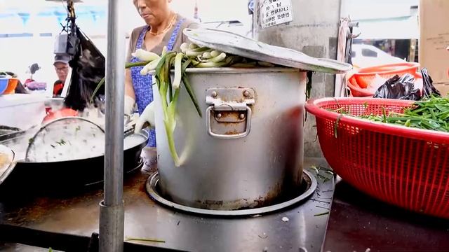 Корейская уличная еда   Суп из Макарон по корейски