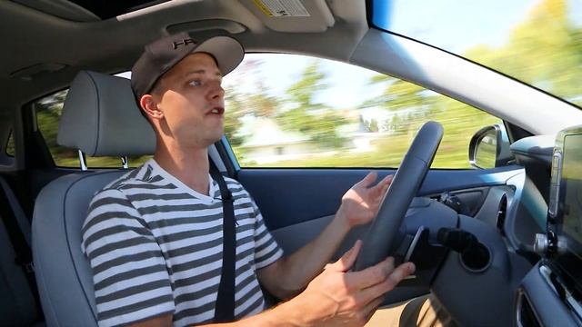 2019 Hyundai Kona Electric | The Compact SUV That Does Zero Emission Burnouts! смотреть онлайн