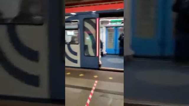 Прибытие и отправления составов "Москва" на станции "Рязанский проспект" смотреть онлайн